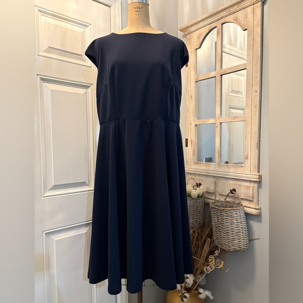 Elegant Navy Blue Dress Tells A line Sleeveless Dress Size 3x